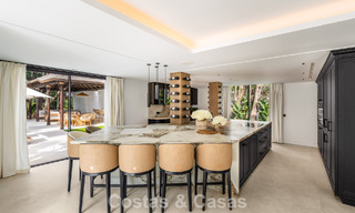 Contemporary Andalusian luxury villa for sale surrounded by golf courses in Nueva Andalucia, Marbella 776936 