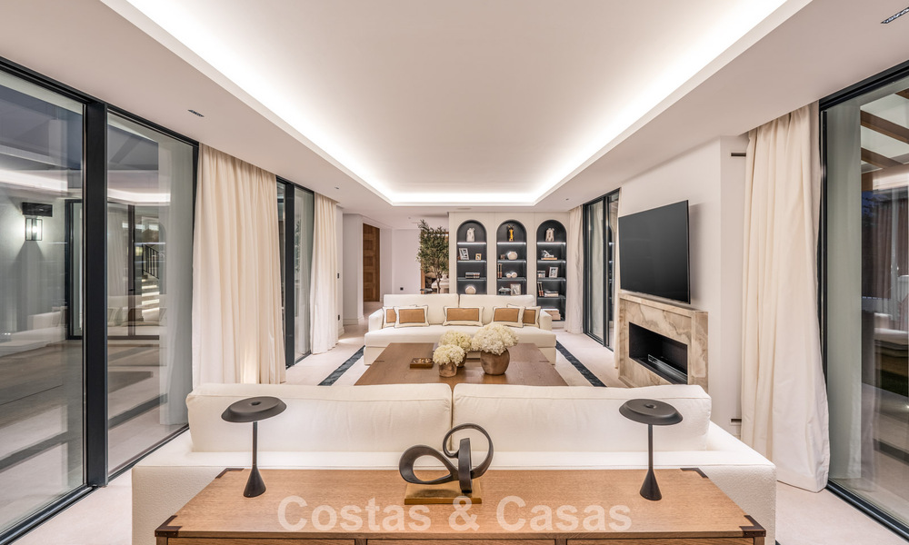 Contemporary Andalusian luxury villa for sale surrounded by golf courses in Nueva Andalucia, Marbella 776939
