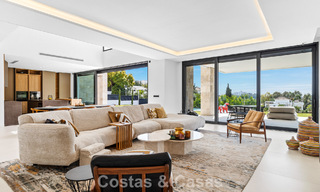 Move-in ready villa with modern architecture for sale in a secure residential area of Marbella - Benahavis 777135 