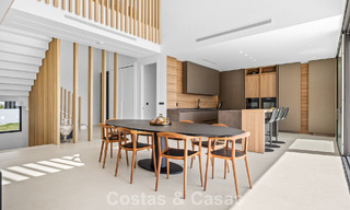 Move-in ready villa with modern architecture for sale in a secure residential area of Marbella - Benahavis 777138 