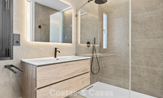 Move-in ready villa with modern architecture for sale in a secure residential area of Marbella - Benahavis 777147 