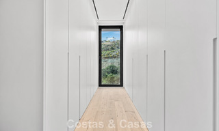 Move-in ready villa with modern architecture for sale in a secure residential area of Marbella - Benahavis 777149 