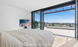 Move-in ready villa with modern architecture for sale in a secure residential area of Marbella - Benahavis 777157 