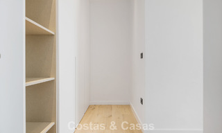 Move-in ready villa with modern architecture for sale in a secure residential area of Marbella - Benahavis 777172 