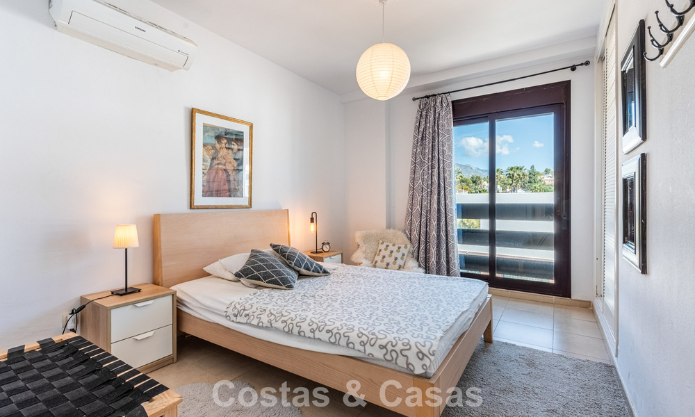 Duplex Penthouse for sale within walking distance to all amenities and Puerto Banus in Nueva Andalucia, Marbella 777343