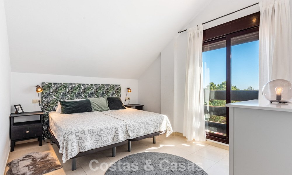 Duplex Penthouse for sale within walking distance to all amenities and Puerto Banus in Nueva Andalucia, Marbella 777350