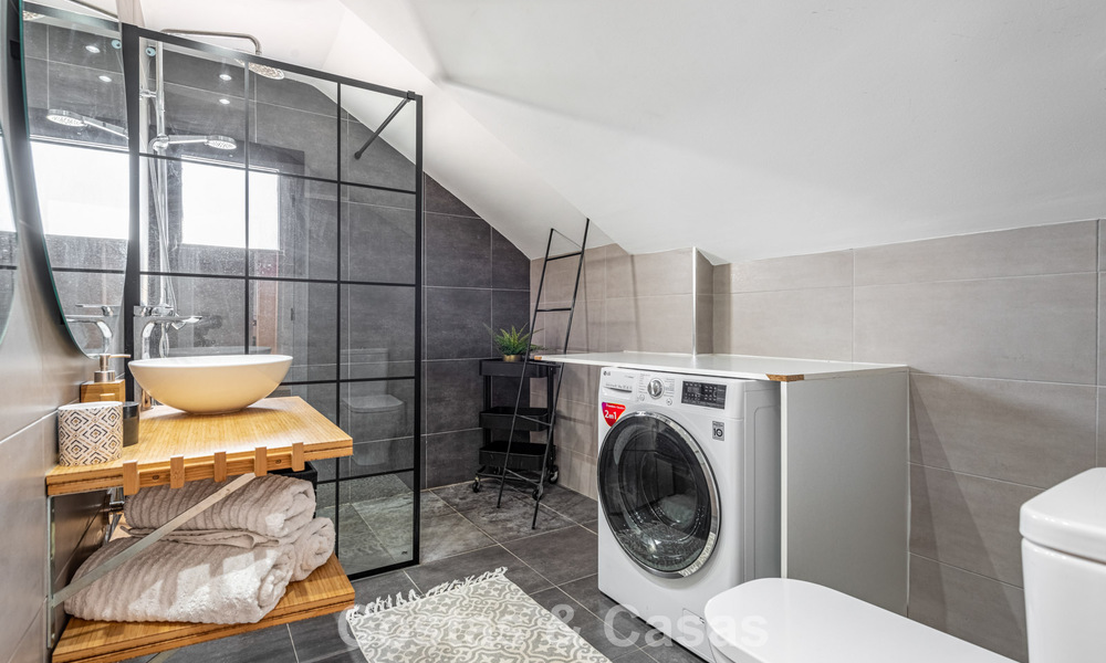 Duplex Penthouse for sale within walking distance to all amenities and Puerto Banus in Nueva Andalucia, Marbella 777351