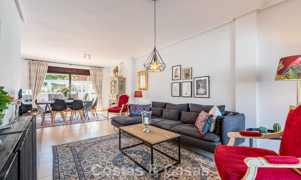 Duplex Penthouse for sale within walking distance to all amenities and Puerto Banus in Nueva Andalucia, Marbella 777358