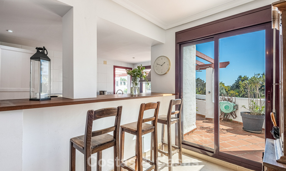 Duplex Penthouse for sale within walking distance to all amenities and Puerto Banus in Nueva Andalucia, Marbella 777364