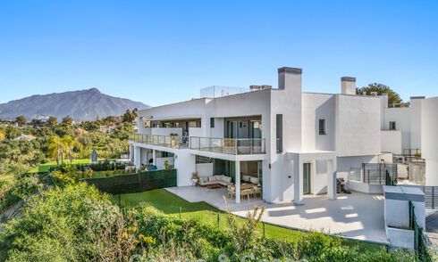 Luxurious, modern semi-detached villa for sale close to all amenities in Guadalmina and San Pedro, Marbella 777302