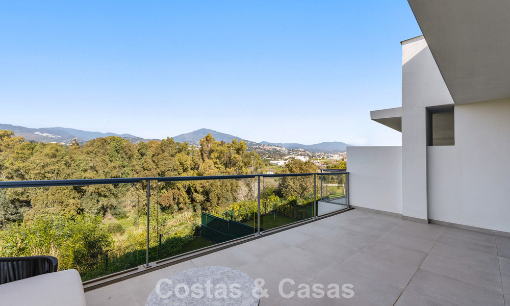 Luxurious, modern semi-detached villa for sale close to all amenities in Guadalmina and San Pedro, Marbella 777312