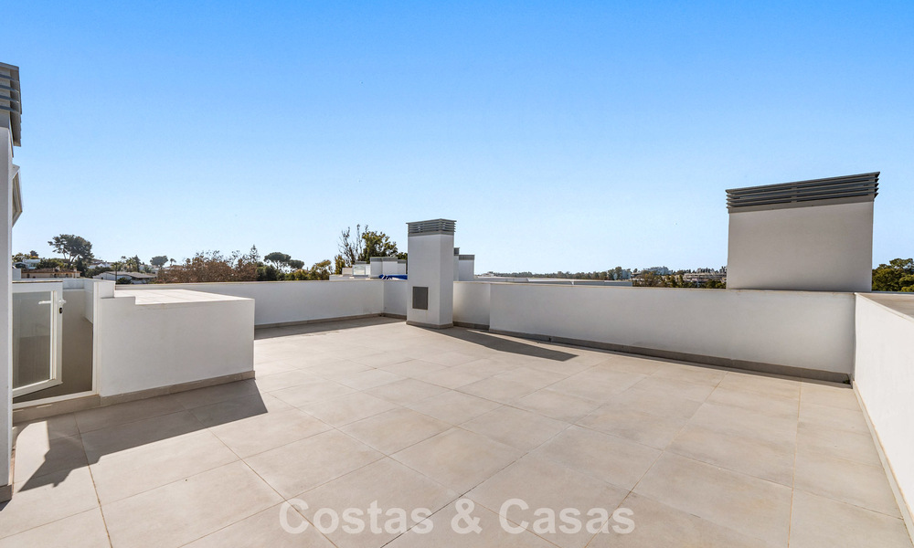 Luxurious, modern semi-detached villa for sale close to all amenities in Guadalmina and San Pedro, Marbella 777318