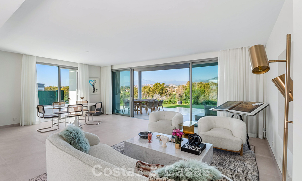 Luxurious, modern semi-detached villa for sale close to all amenities in Guadalmina and San Pedro, Marbella 777320