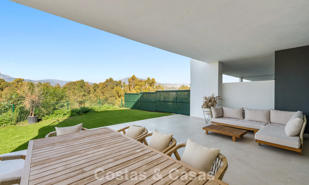 Luxurious, modern semi-detached villa for sale close to all amenities in Guadalmina and San Pedro, Marbella 777329