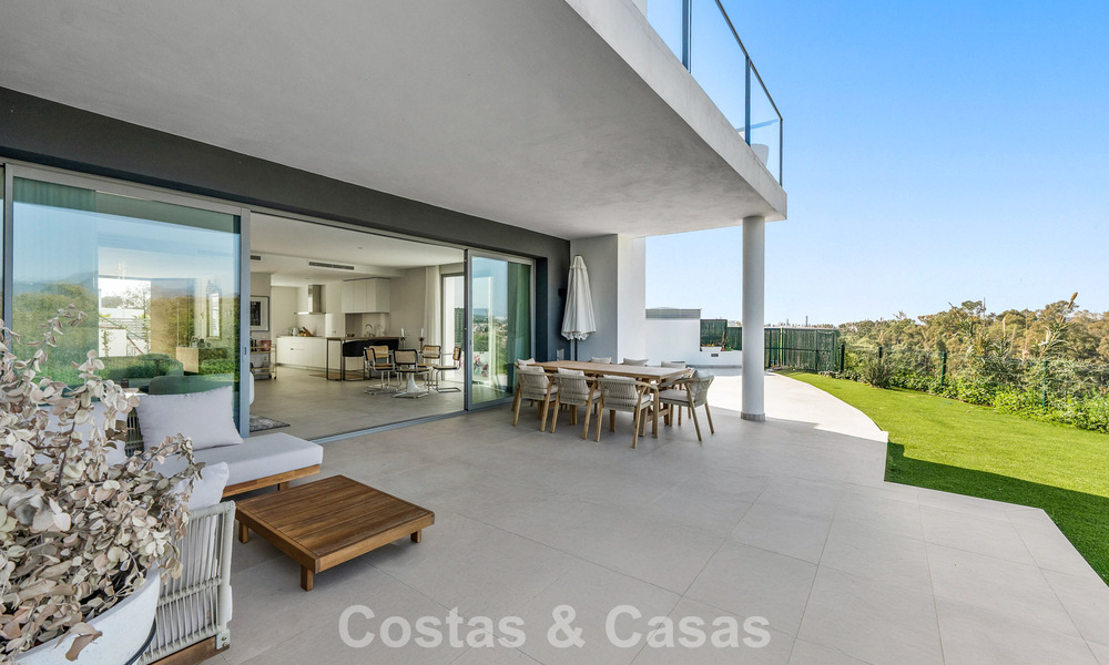 Luxurious, modern semi-detached villa for sale close to all amenities in Guadalmina and San Pedro, Marbella 777331