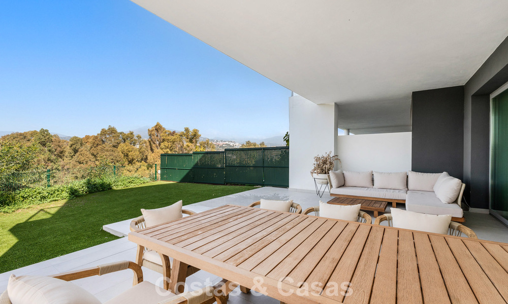 Luxurious, modern semi-detached villa for sale close to all amenities in Guadalmina and San Pedro, Marbella 777336