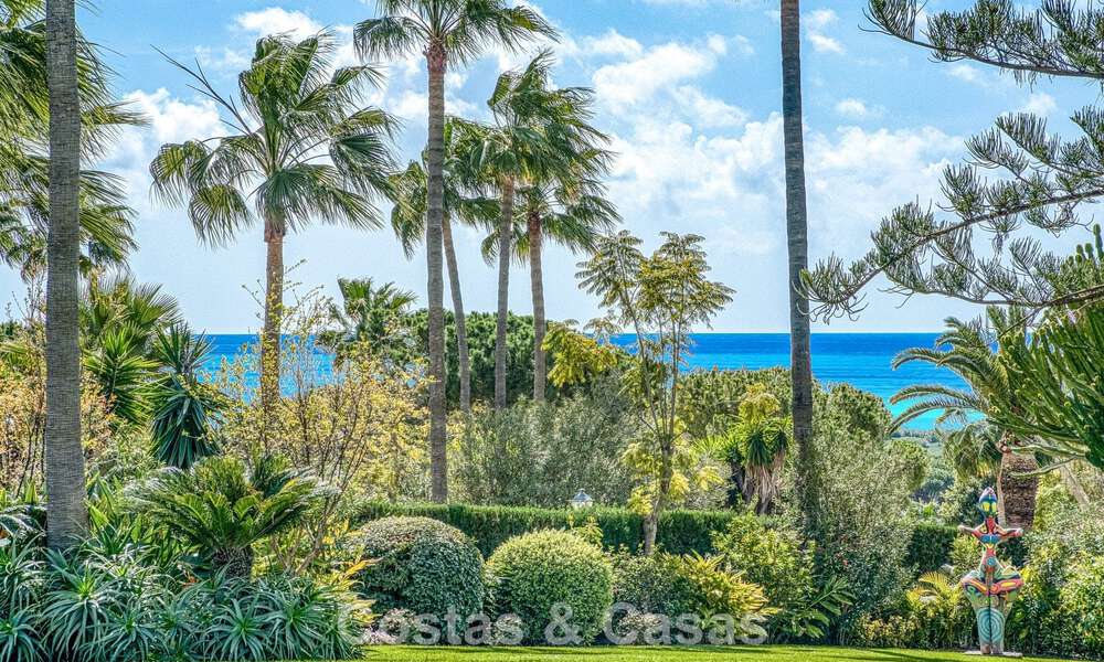 Spacious 4 bedroom family villa with sea views for sale in a sought-after residential area in Marbella East 777244