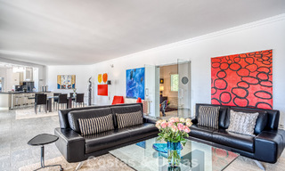 Spacious 4 bedroom family villa with sea views for sale in a sought-after residential area in Marbella East 777281 