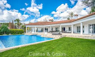Spacious 4 bedroom family villa with sea views for sale in a sought-after residential area in Marbella East 777289 