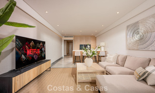 Renovated luxury apartment for sale in Gran Marbella on the beachfront on the Golden Mile / Marbella Center 777182 
