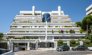 Renovated luxury apartment for sale in Gran Marbella on the beachfront on the Golden Mile / Marbella Center 777195 