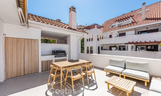 Renovated duplex penthouse for sale within walking distance to all amenities and Puerto Banus in Nueva Andalucia, Marbella 777383 