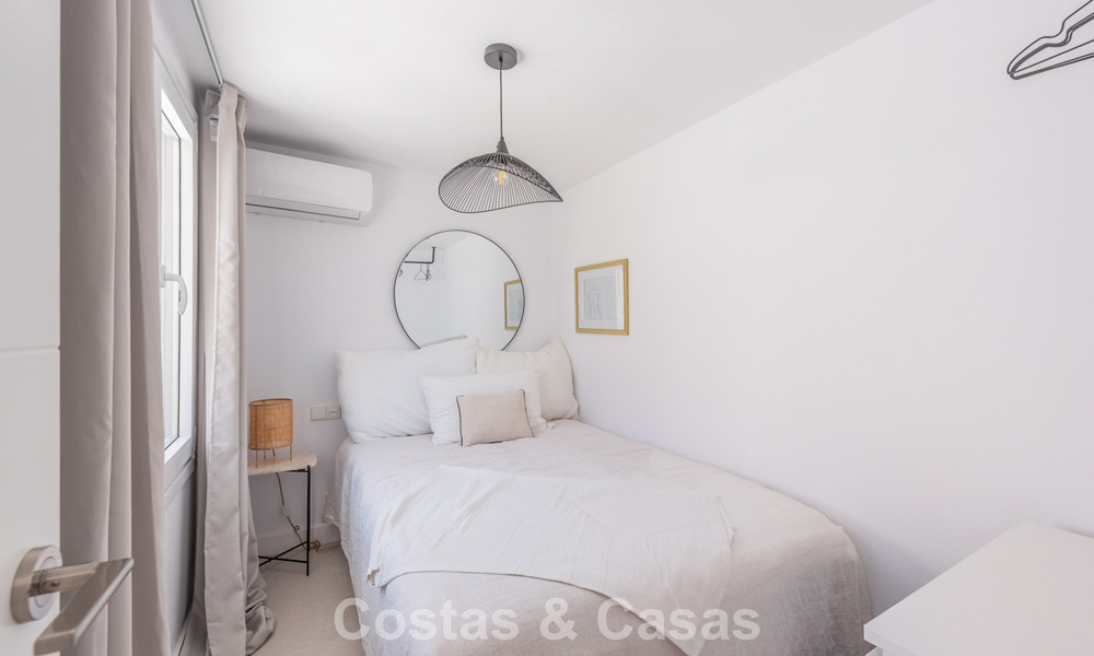 Renovated duplex penthouse for sale within walking distance to all amenities and Puerto Banus in Nueva Andalucia, Marbella 777388