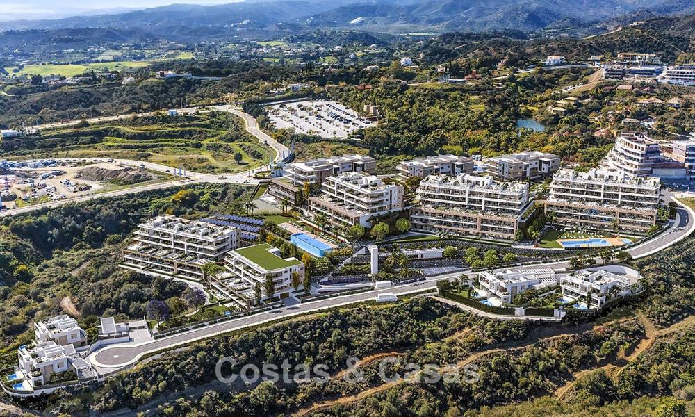 Project of modern apartments and semi-detached villas for sale on the New Golden Mile between Marbella and Estepona 777395