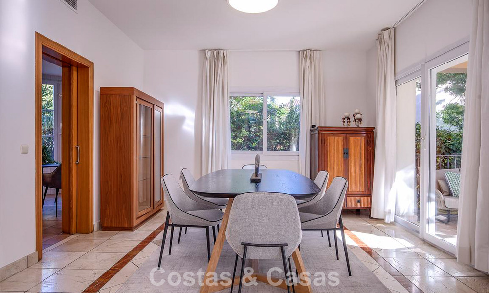 Mediterranean villa for sale walking distance to the beach and amenities in Guadalmina Baja - San Pedro, Marbella 777474