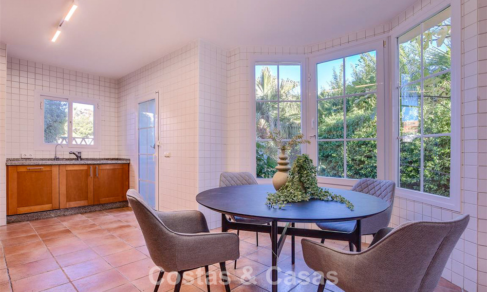 Mediterranean villa for sale walking distance to the beach and amenities in Guadalmina Baja - San Pedro, Marbella 777479