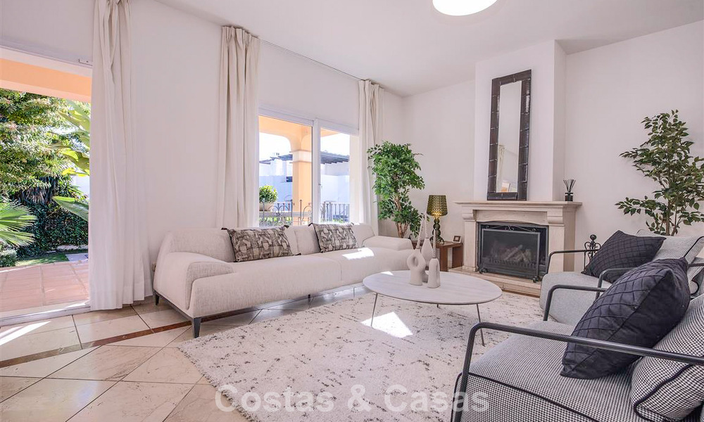 Mediterranean villa for sale walking distance to the beach and amenities in Guadalmina Baja - San Pedro, Marbella 777481