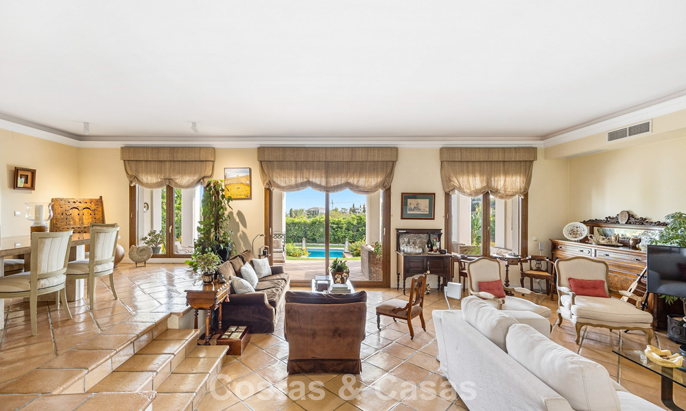 Spacious Andalusian villa with panoramic sea views for sale in a 5 star golf resort in Marbella - Benahavis 777460