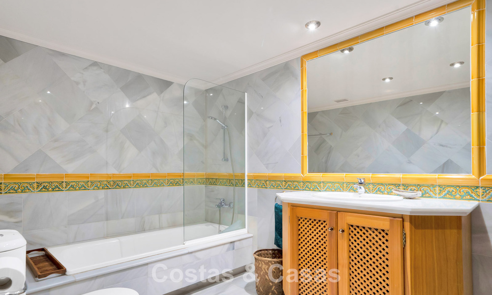Spacious apartment with panoramic views for sale in Marbella - Benahavis 777649