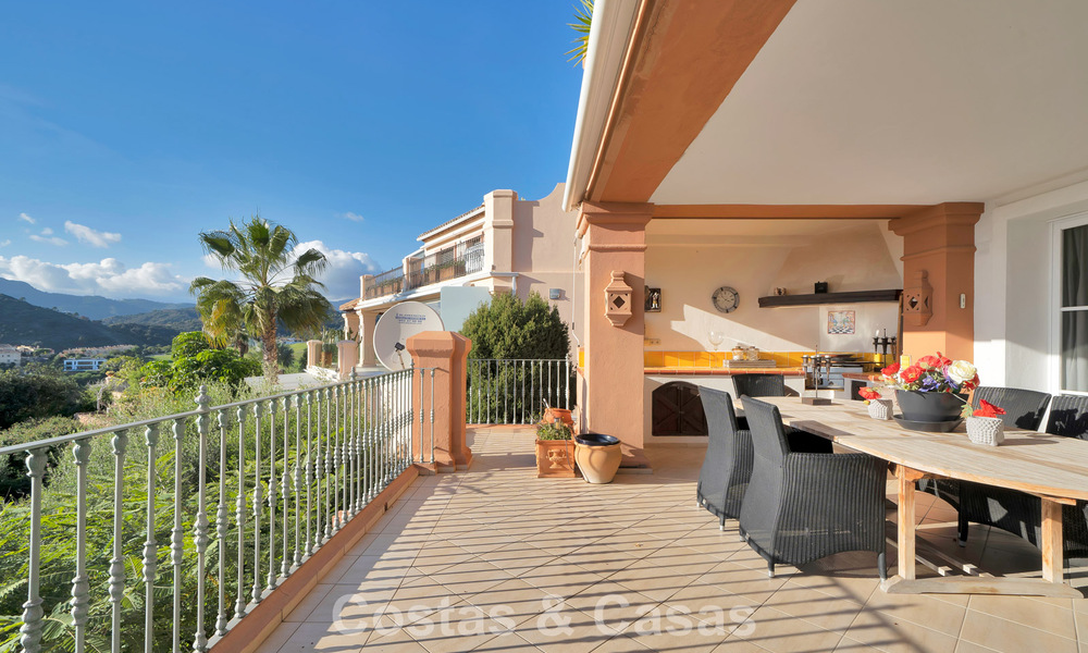 Spacious apartment with panoramic views for sale in Marbella - Benahavis 777660