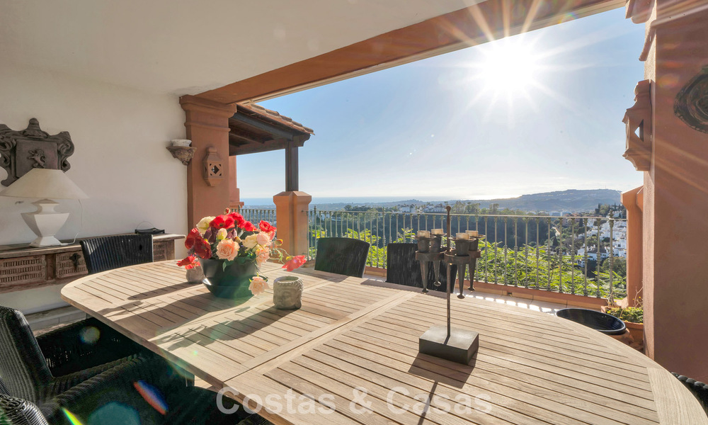 Spacious apartment with panoramic views for sale in Marbella - Benahavis 777666
