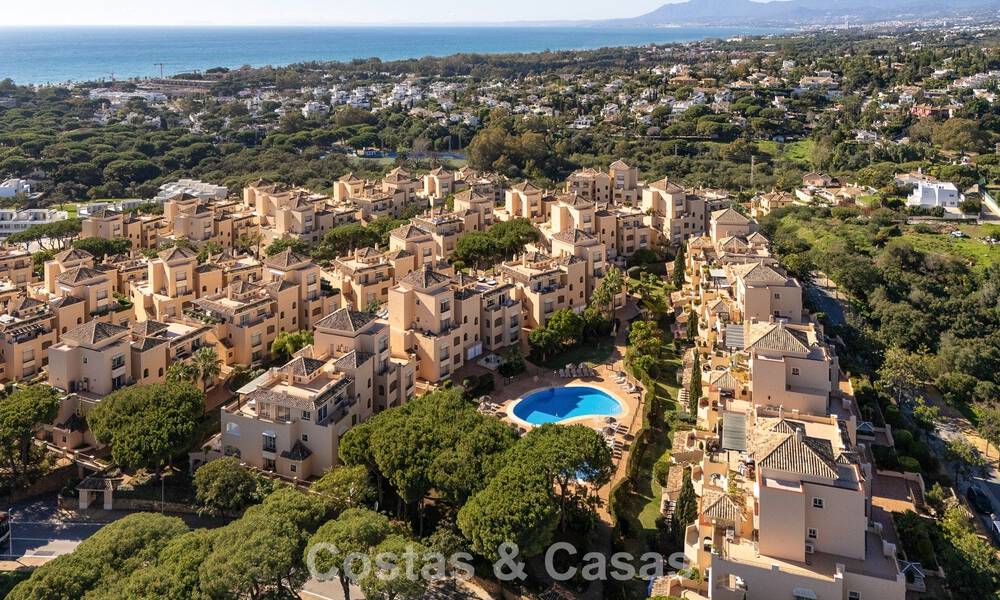 Stunning duplex penthouse for sale, walking distance to amenities and the beach in Elviria, Marbella 777778