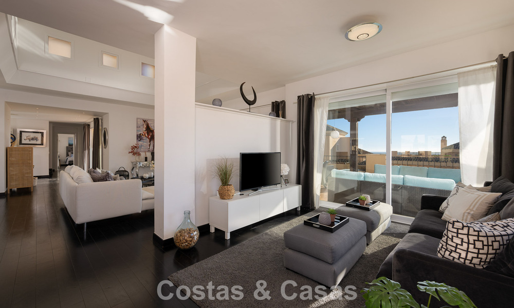 Stunning duplex penthouse for sale, walking distance to amenities and the beach in Elviria, Marbella 777811