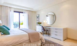 High-end apartment for sale in a gated complex in Nueva Andalucia, Marbella 777686 