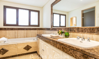 High-end apartment for sale in a gated complex in Nueva Andalucia, Marbella 777690 