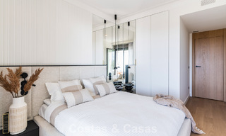 Modernist design townhouse with sea views for sale in a prestigious resort in Mijas Costa, Costa del Sol 777846 