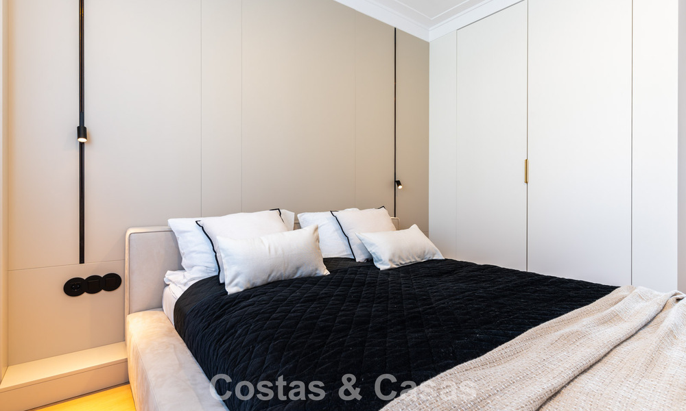 Modernist design townhouse with sea views for sale in a prestigious resort in Mijas Costa, Costa del Sol 777851