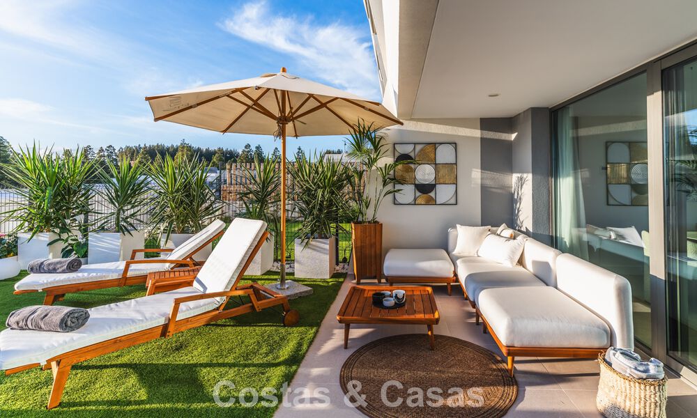 Modernist design townhouse with sea views for sale in a prestigious resort in Mijas Costa, Costa del Sol 777861
