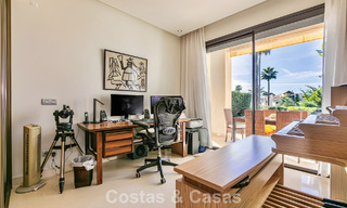 Spacious, move-in ready apartment for sale with large garden and sea views in a gated community in Benahavis - Marbella 777948 