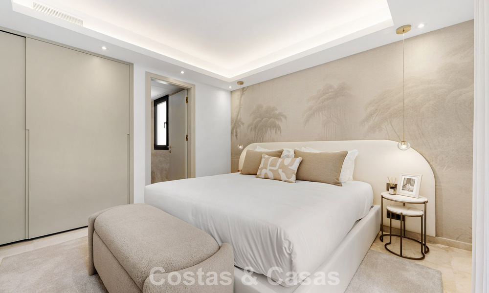 Prestigious renovated luxury villa in traditional style for sale in a quiet residential area of Nueva Andalucia, Marbella 778132