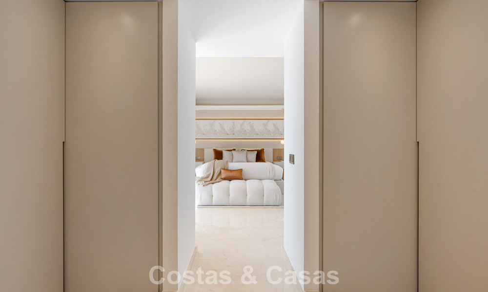 Prestigious renovated luxury villa in traditional style for sale in a quiet residential area of Nueva Andalucia, Marbella 778137