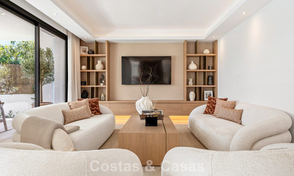 Prestigious renovated luxury villa in traditional style for sale in a quiet residential area of Nueva Andalucia, Marbella 778143