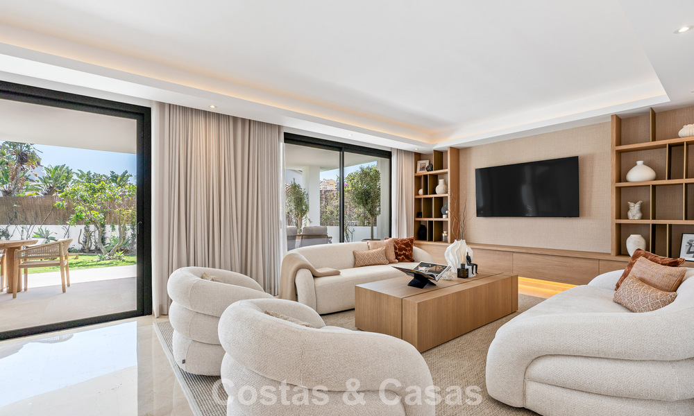 Prestigious renovated luxury villa in traditional style for sale in a quiet residential area of Nueva Andalucia, Marbella 778144