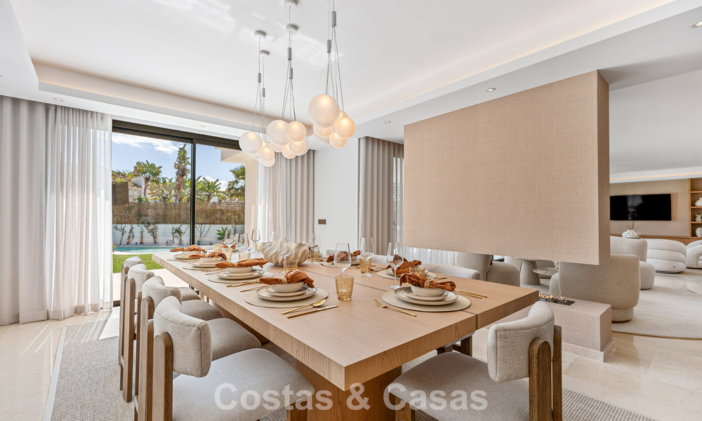 Prestigious renovated luxury villa in traditional style for sale in a quiet residential area of Nueva Andalucia, Marbella 778149