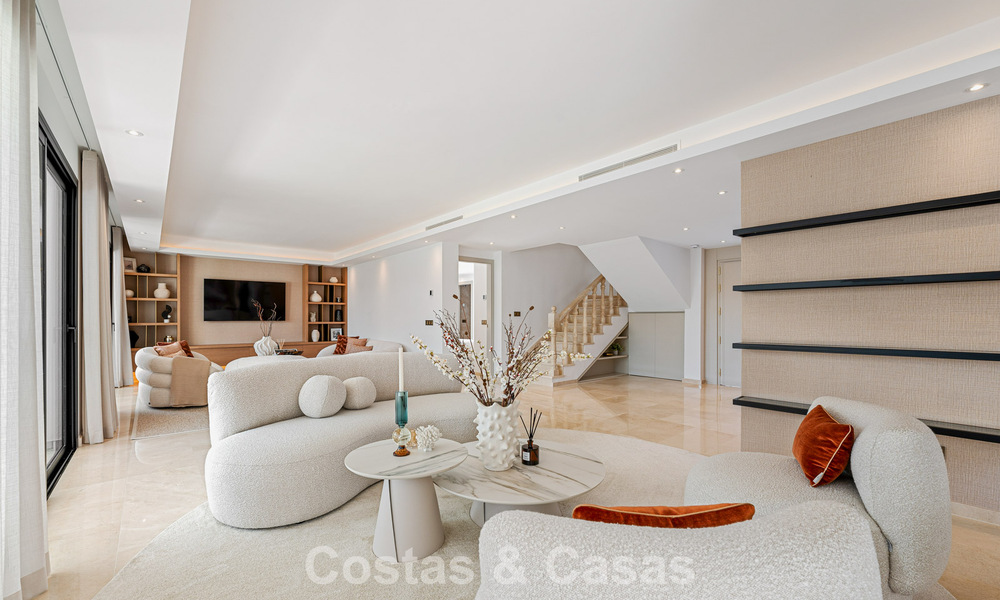 Prestigious renovated luxury villa in traditional style for sale in a quiet residential area of Nueva Andalucia, Marbella 778151