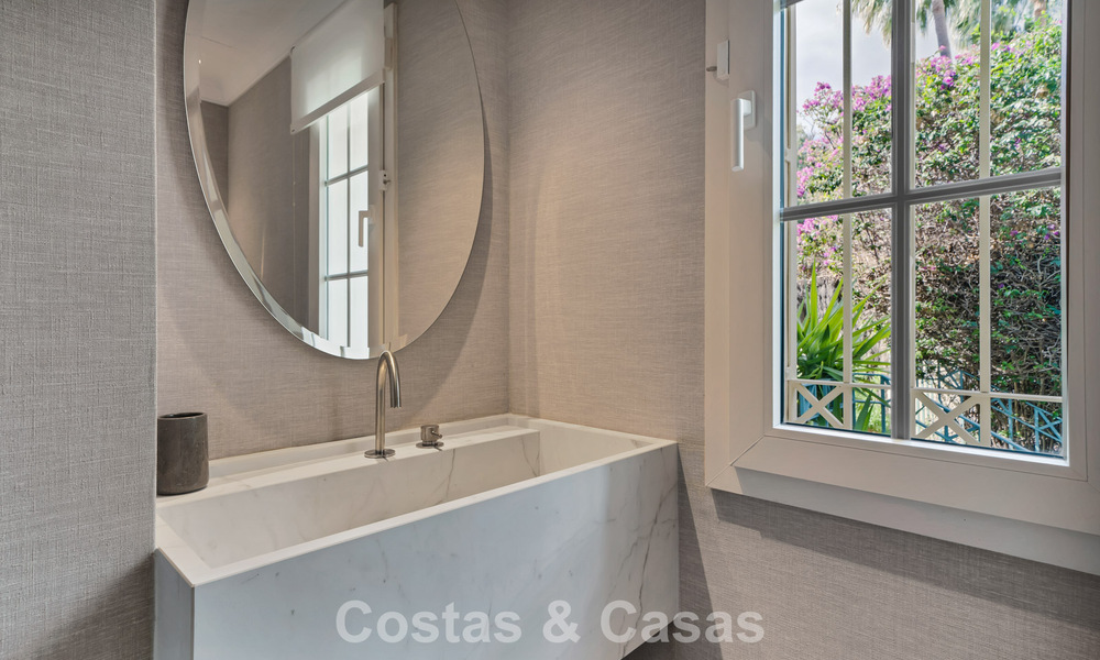 Charming semi-detached villa for sale just metres from the beach near Puerto Banus, Marbella 778002